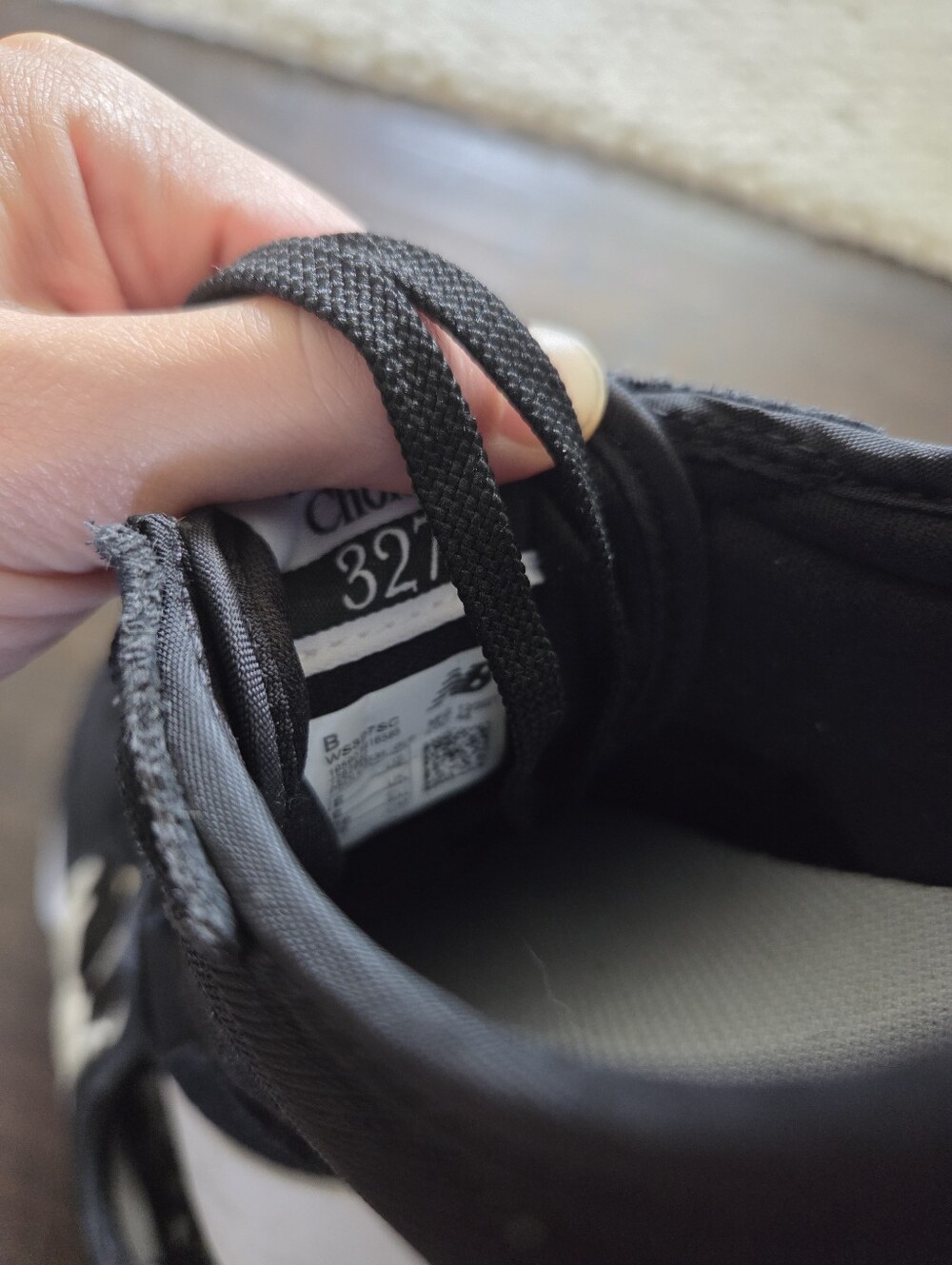 New Balance 327 'Animal Pack - Black Lemonade' Cow Calfhair Black Size 8 - Picture 8 of 8